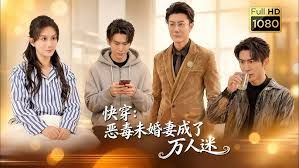 抄底短裙美女 破洞肉色丝袜黑色内裤 - Vv女同拉拉