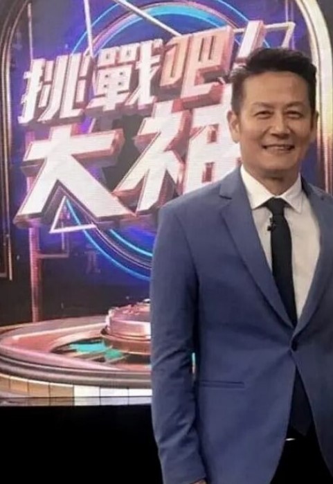 探花蜡笔老公小二蛋不粗制滥造探花专找足浴妹子 - Vv女同拉拉